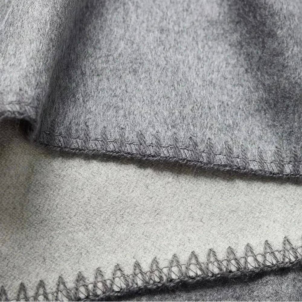POTTERY BARN Accent Reversible Throw / Blanket Gray - NWT NEW - Picture 2 of 6